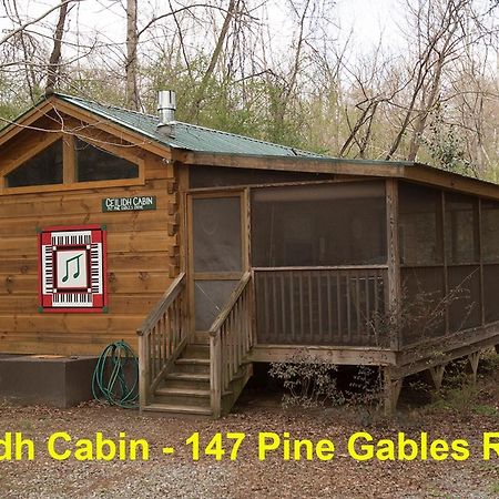 فيلا ليك لوريفي Pine Gables Cabins المظهر الخارجي الصورة