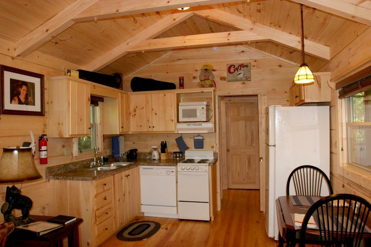 فيلا ليك لوريفي Pine Gables Cabins المظهر الخارجي الصورة