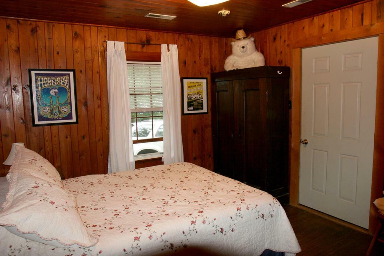 فيلا ليك لوريفي Pine Gables Cabins المظهر الخارجي الصورة