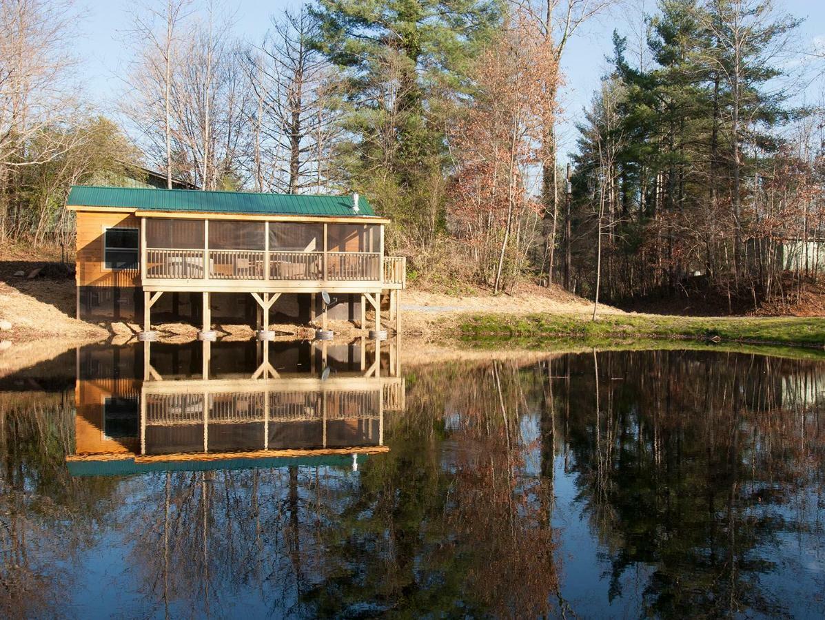 فيلا ليك لوريفي Pine Gables Cabins المظهر الخارجي الصورة
