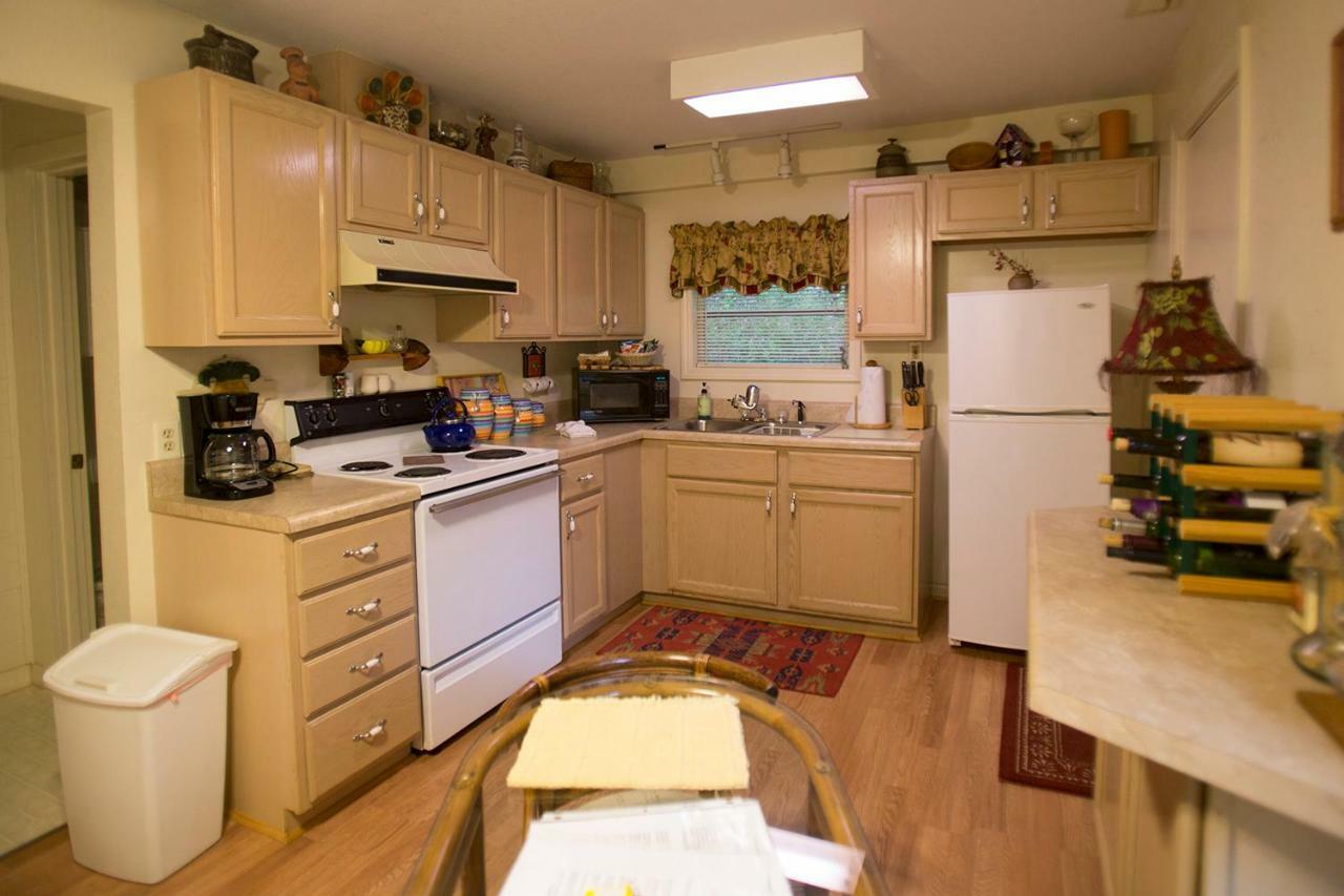 فيلا ليك لوريفي Pine Gables Cabins المظهر الخارجي الصورة